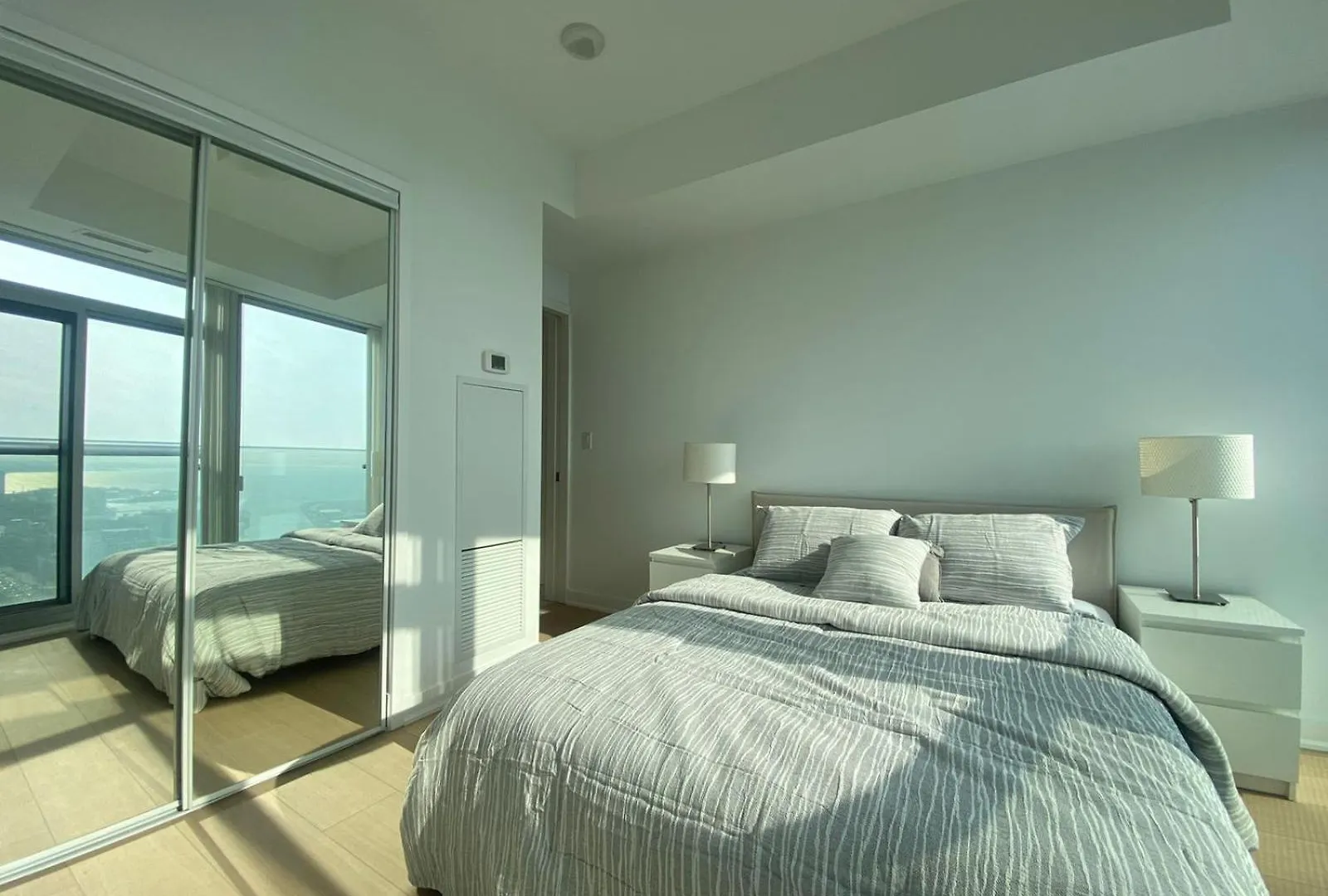 Apartment Downtown Deluxe Suite Toronto