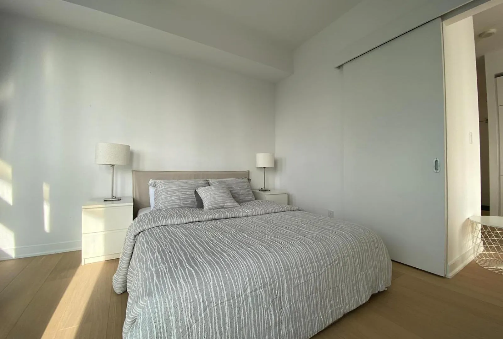 Downtown Deluxe Suite Toronto Apartment