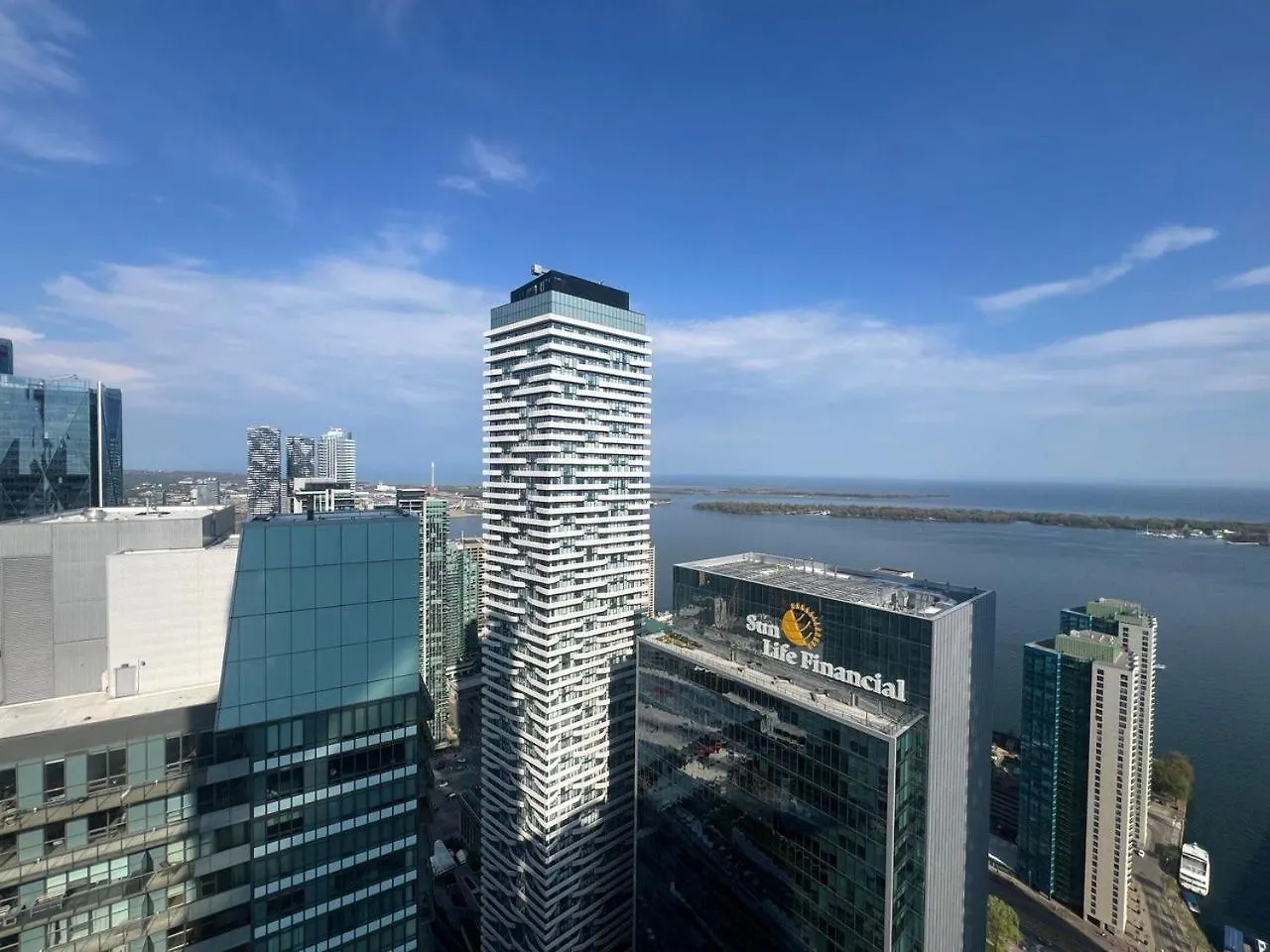 Apartment Downtown Deluxe Suite Toronto Canada