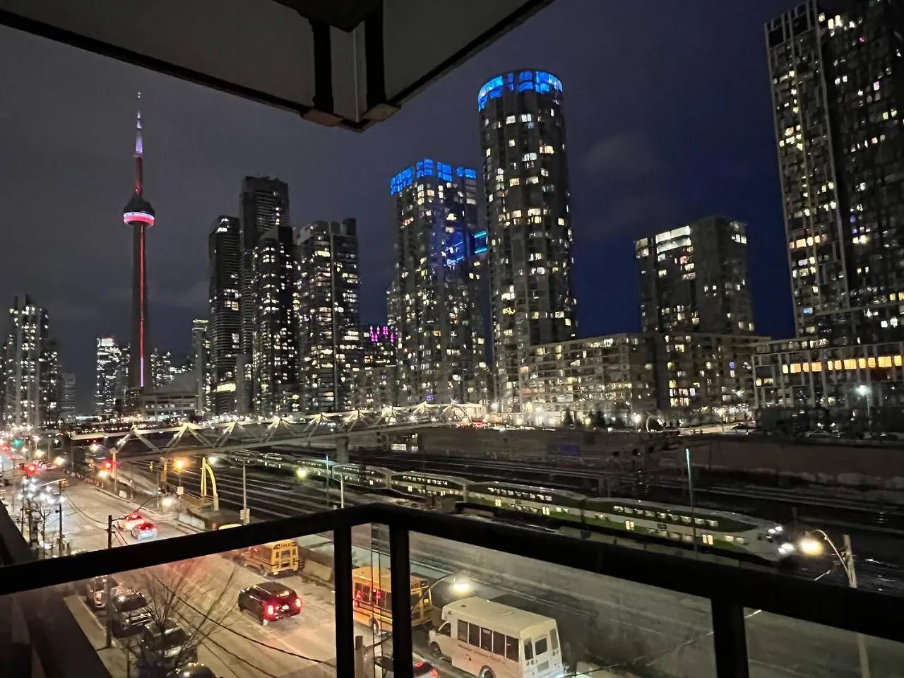 Downtown Deluxe Suite Toronto Apartment