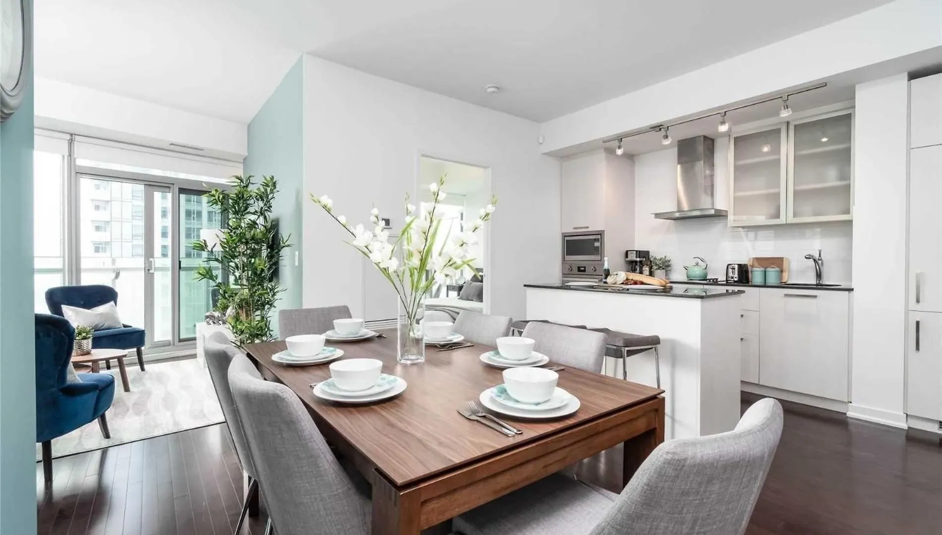 Downtown Deluxe Suite Toronto Apartment