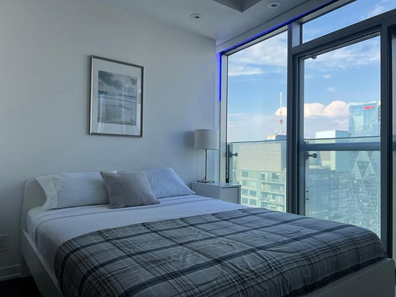 Downtown Deluxe Suite Toronto Lägenhet